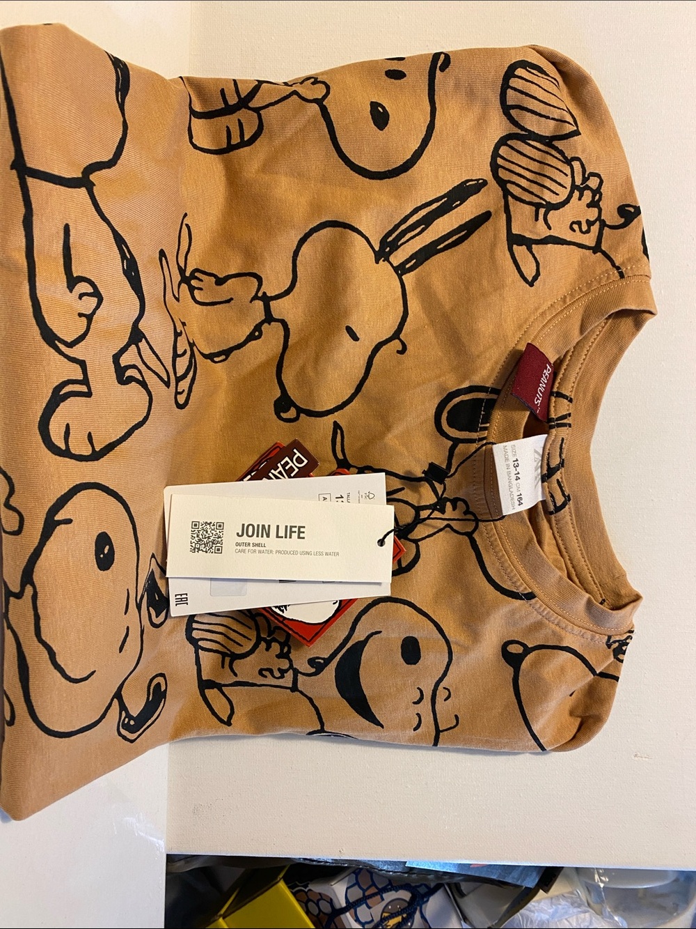 UNIQLO Kids Tan Snoopy & Peanuts Graphic Tee
